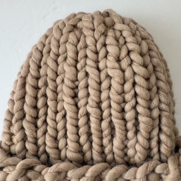 NWOT Free People Loopy Mango Winter Beanie